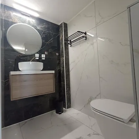 Apartment Deniphasco *