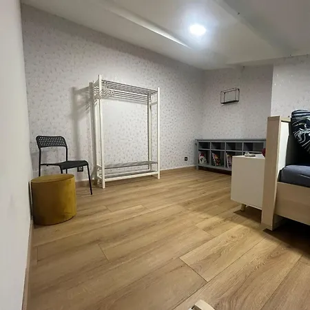 Deniphasco Apartment